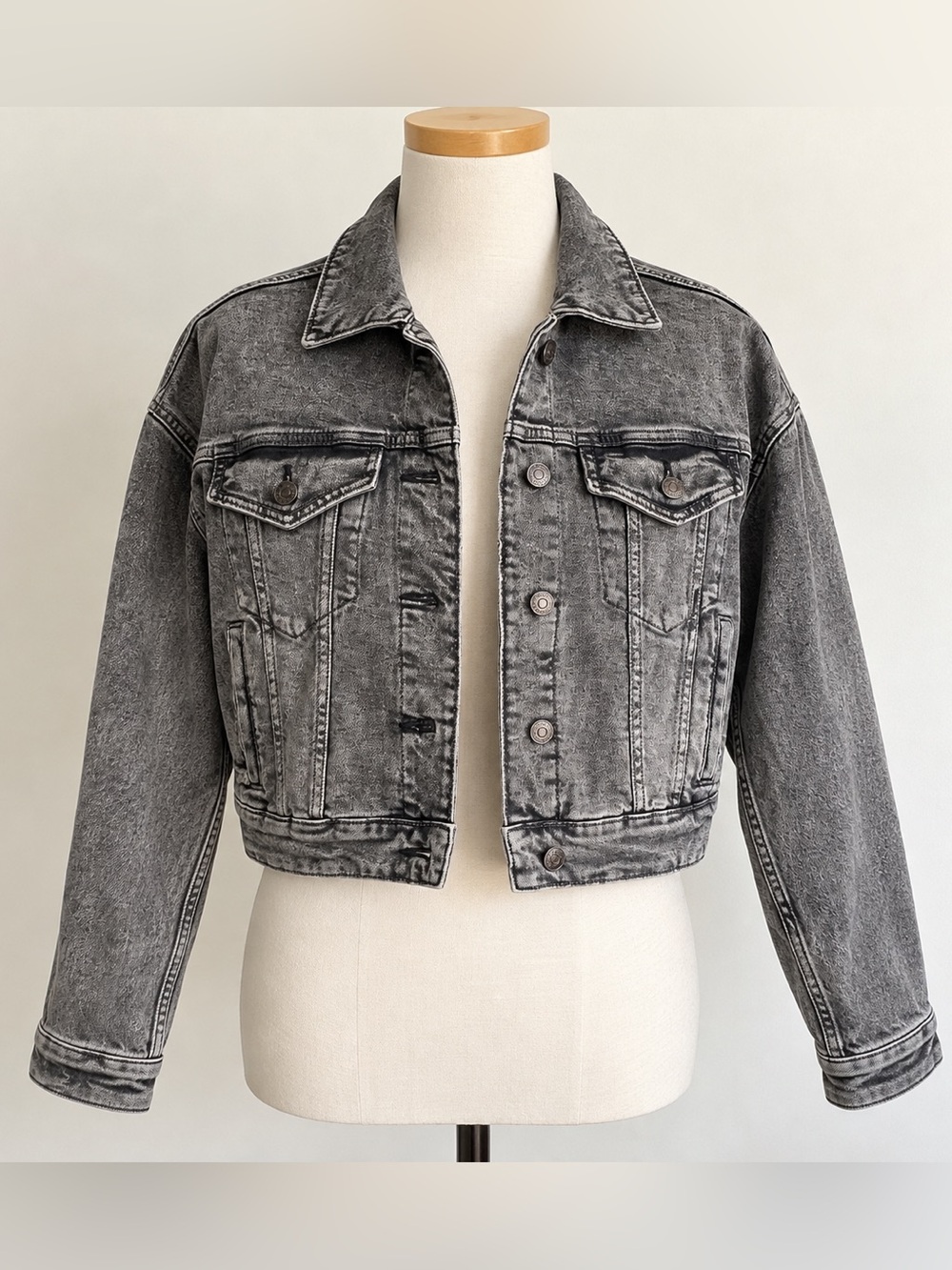 Wild Fable XS NWT Washed Black Gray Cropped Denim Trucker Jean Denim Jacket Y2K